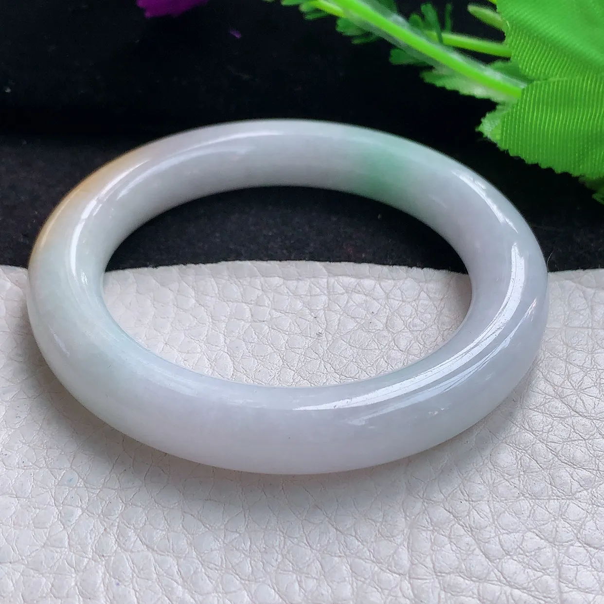 nr小圈口52*10.3美人镯 缅甸翡翠A货三彩圆条玉手镯玉手环 叮当镯