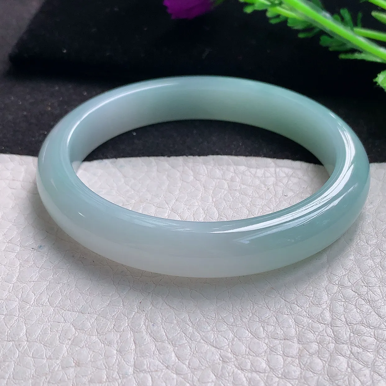 xx自然光59*11*7.8平安镯 缅甸翡翠A货冰胶浅绿宽边玉手镯玉手环