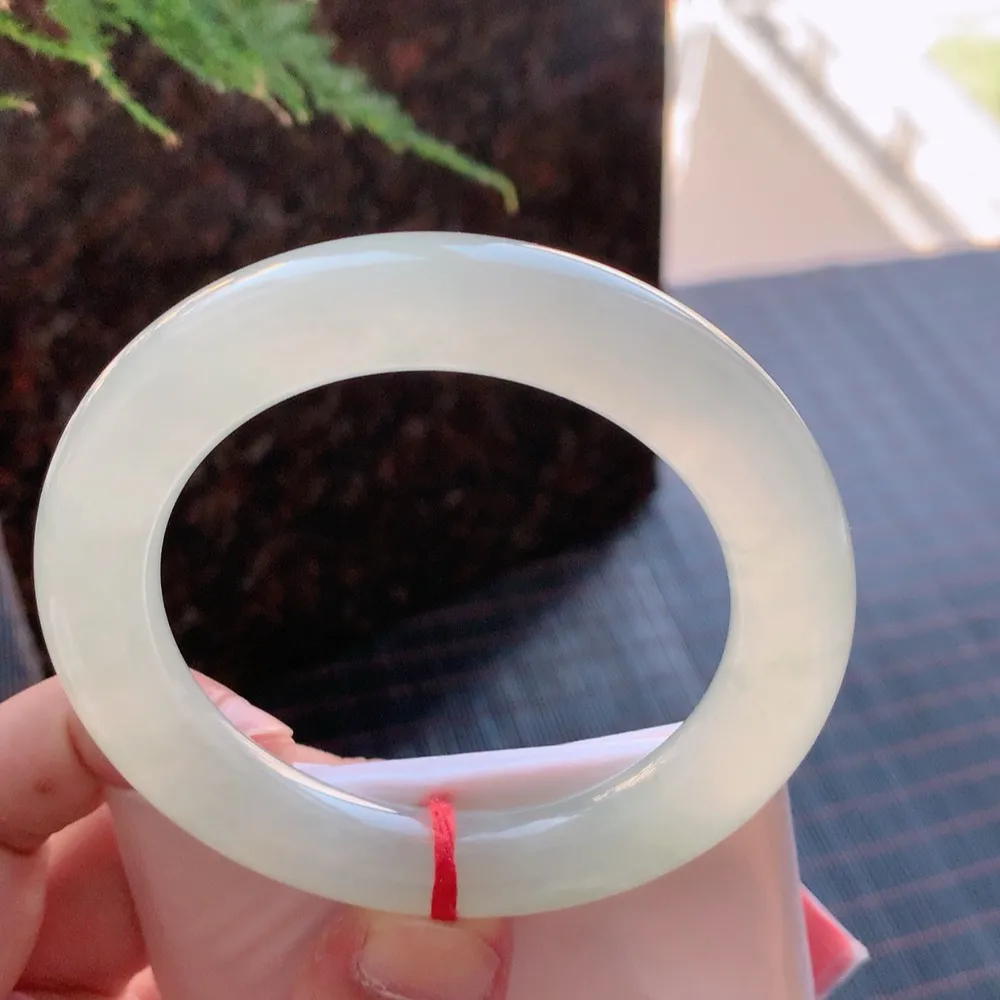 圆条高冰黄翡 无瑕 尺寸:55.4/11.1 种色兼备