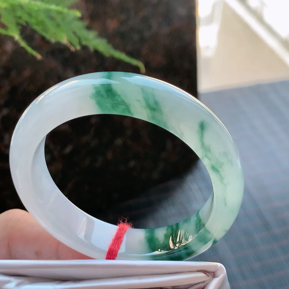 正圈高冰飘花 天然棉根 尺寸:52.1/13.1/8.2 花美 种水好🥰🥰