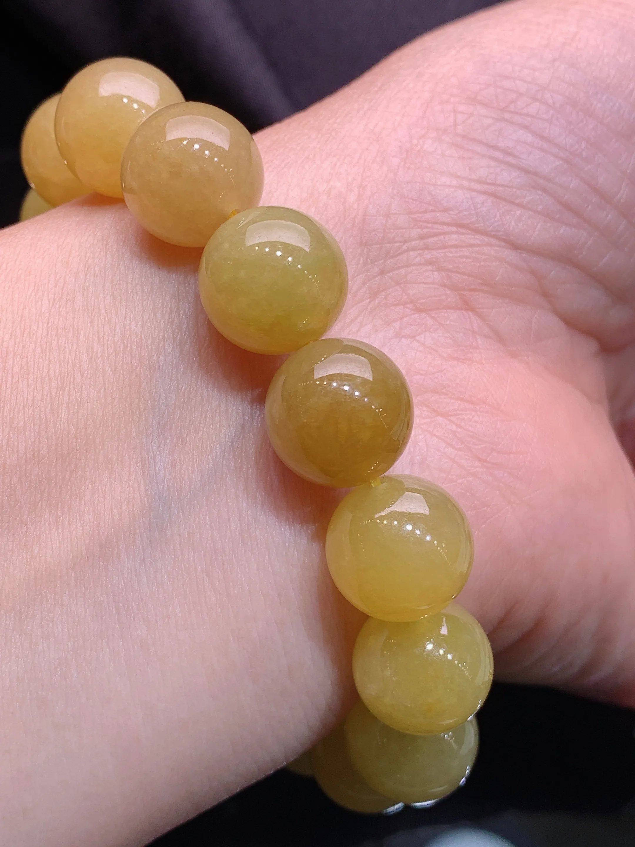 黄翡圆珠手链 玉质细腻 色泽清新艳丽 整体尺寸12.6