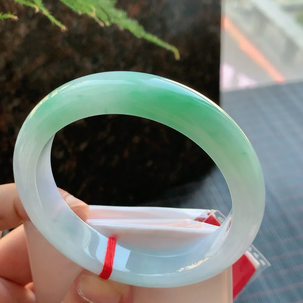 正圈冰糯春彩 无瑕 尺寸:58.2/13.2/8.4 超美