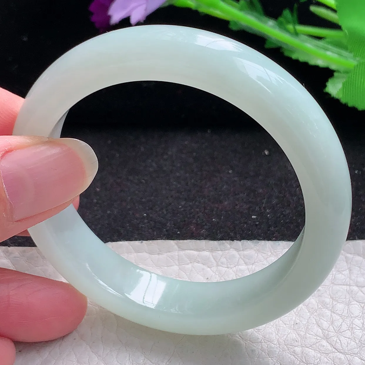 ee小圈口51*11.8*8平安镯 缅甸翡翠A货冰胶浅绿宽边玉手镯玉手环