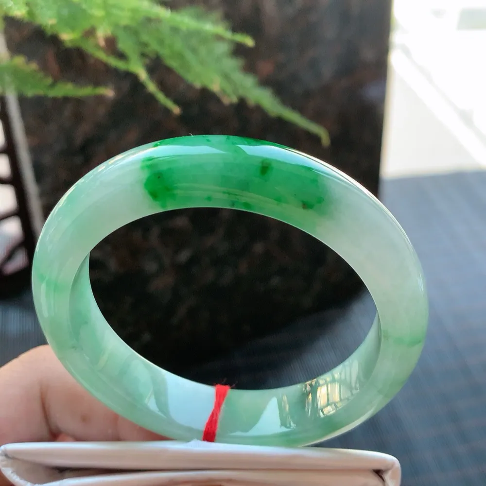 正圈冰糯辣绿 无瑕 尺寸:53.2/12.3/8.1 色辣