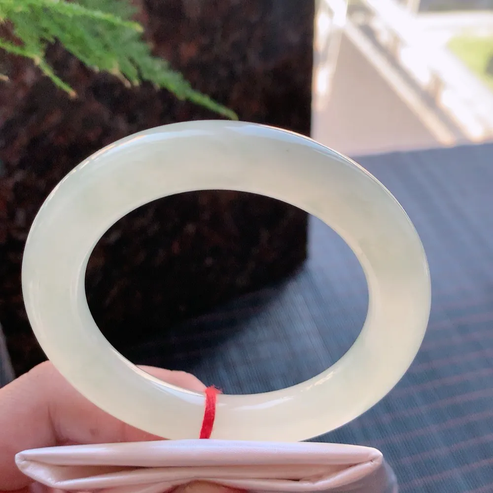 圆条高冰黄翡 无瑕 尺寸:55.4/11.1 种色兼备