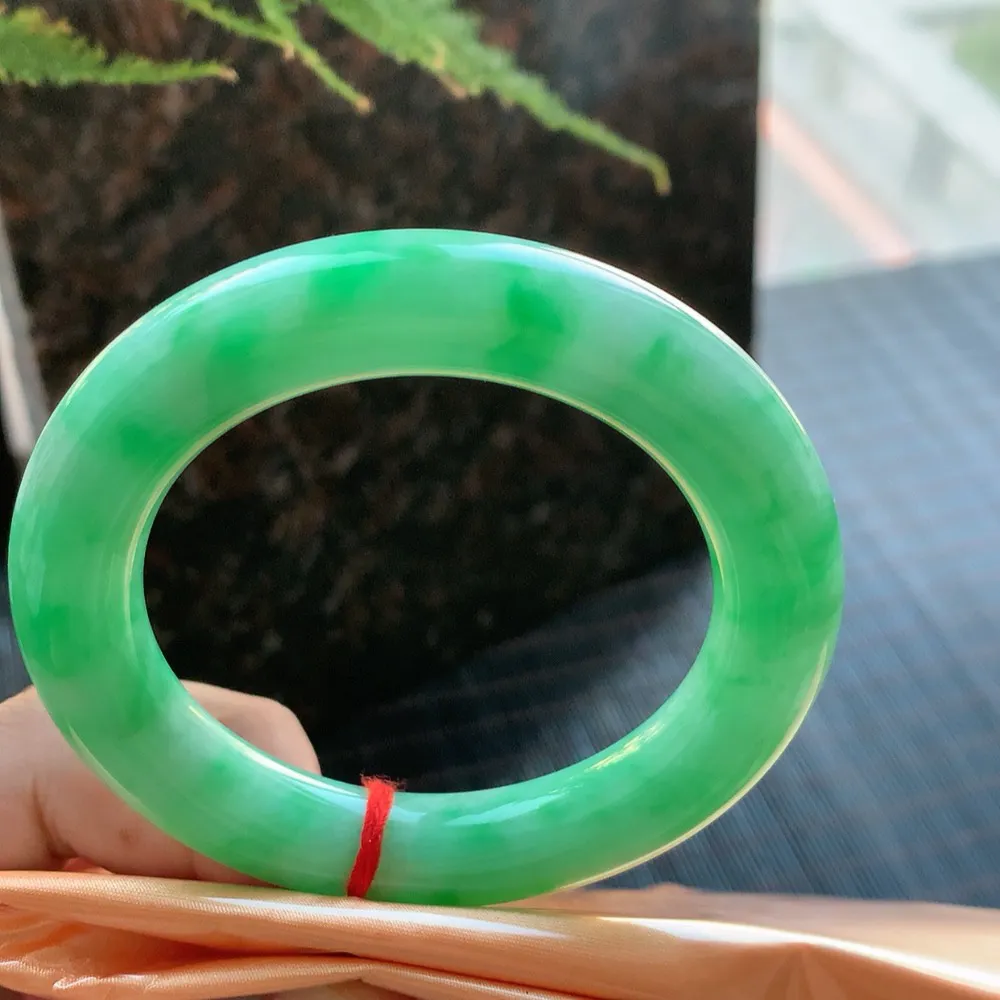 圆条满绿 无瑕 尺寸:54.1/11.5 满色🥰🥰