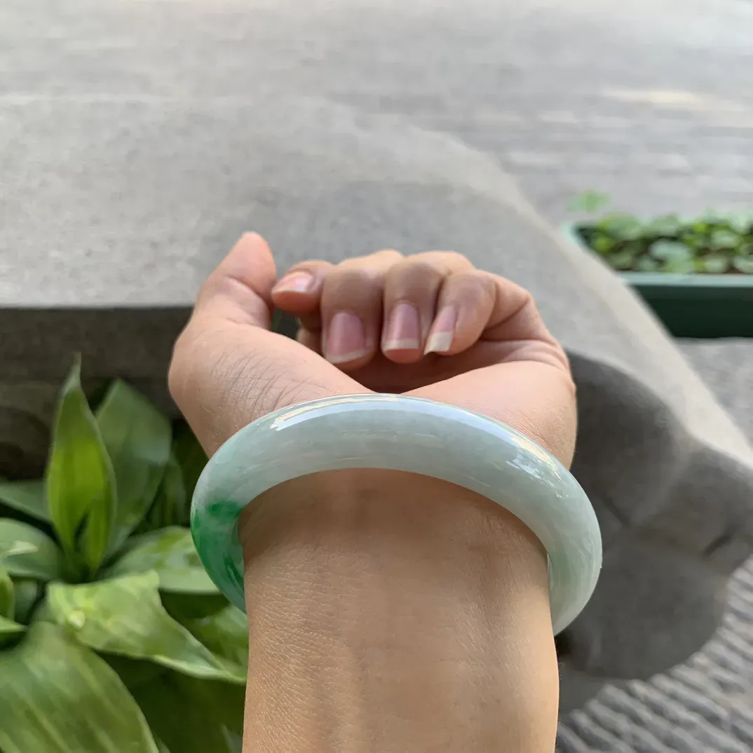 圈口56.7-11.8-8.6 【辣阳绿正圈手镯】正圈56 57可戴