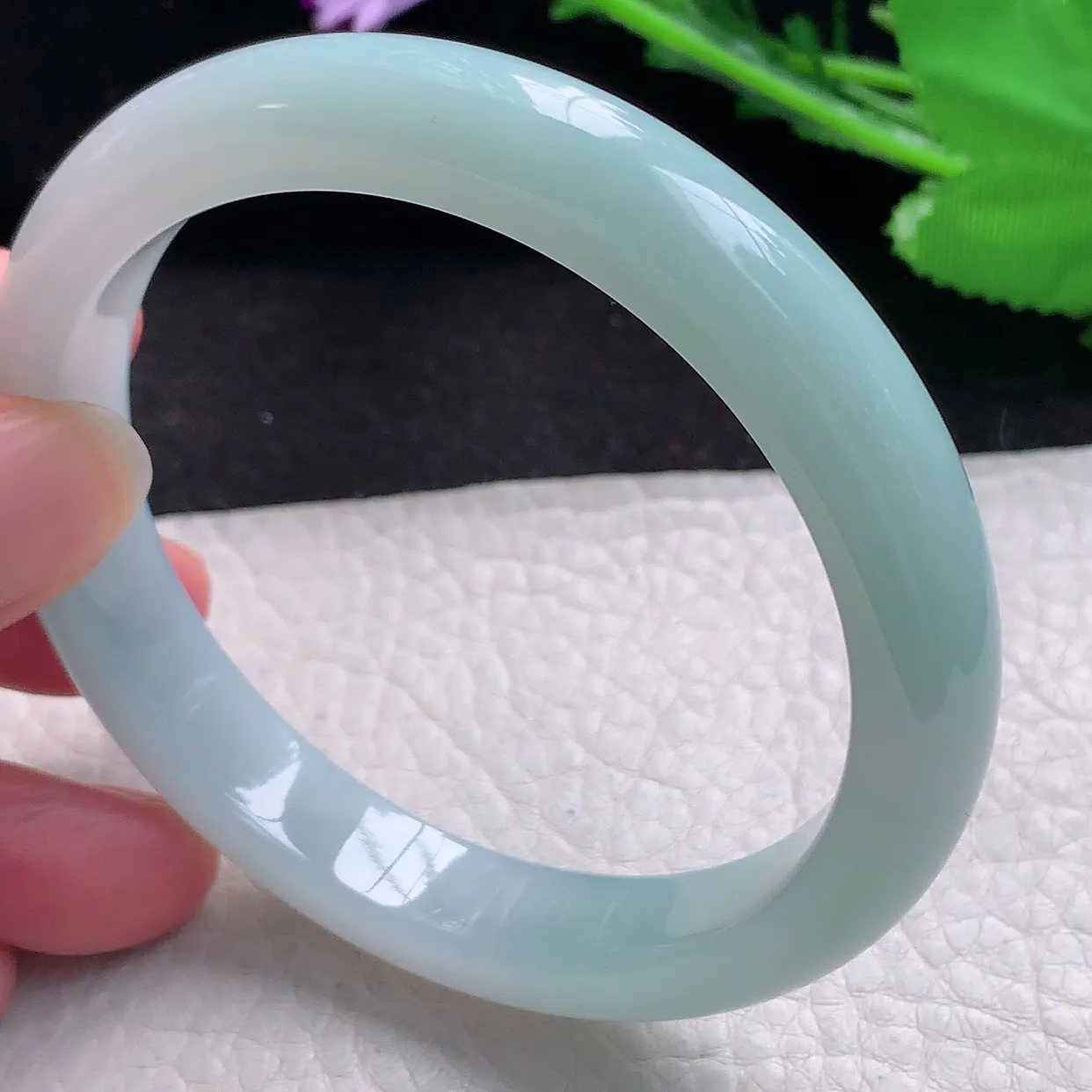 xx自然光59*11*7.8平安镯 缅甸翡翠A货冰胶浅绿宽边玉手镯玉手环