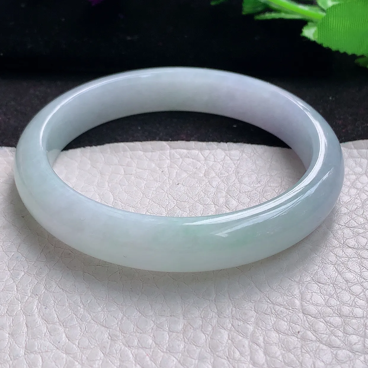 js大圈口60*11.8*7.5平安镯 缅甸翡翠A货冰胶淡春彩宽边玉手镯玉手环