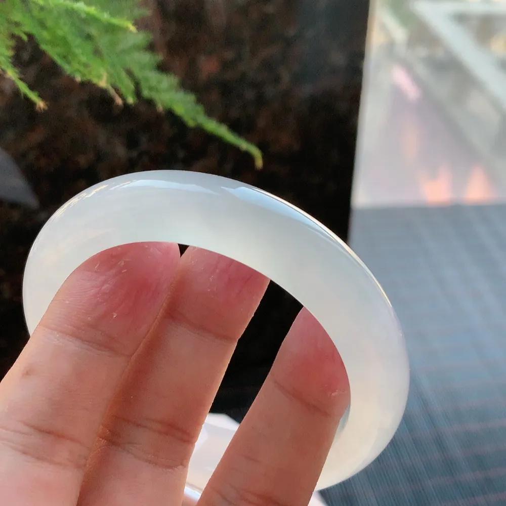 正圈冰玻种 无瑕 尺寸:56.1/12.1/9 种水好