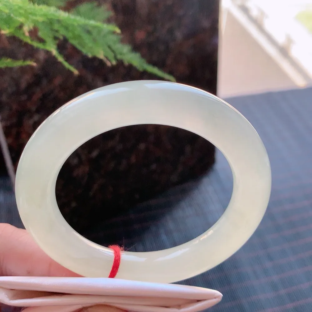 圆条高冰黄翡 无瑕 尺寸:55.4/11.1 种色兼备