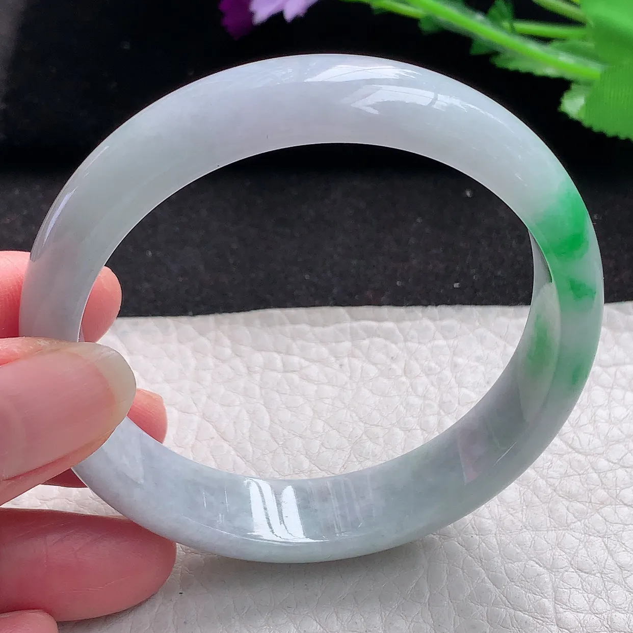 jm自然光58.5*13.9*7平安镯 缅甸翡翠A货飘阳绿宽边玉手镯玉手环