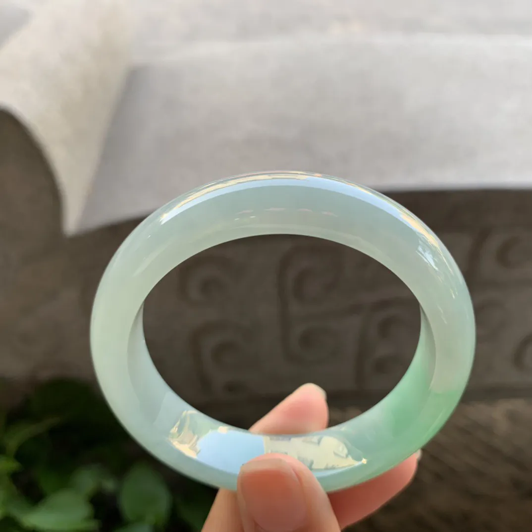 小圈口52.5-13.6-8.2 【冰飘绿正圈手镯】正圈52 53可戴