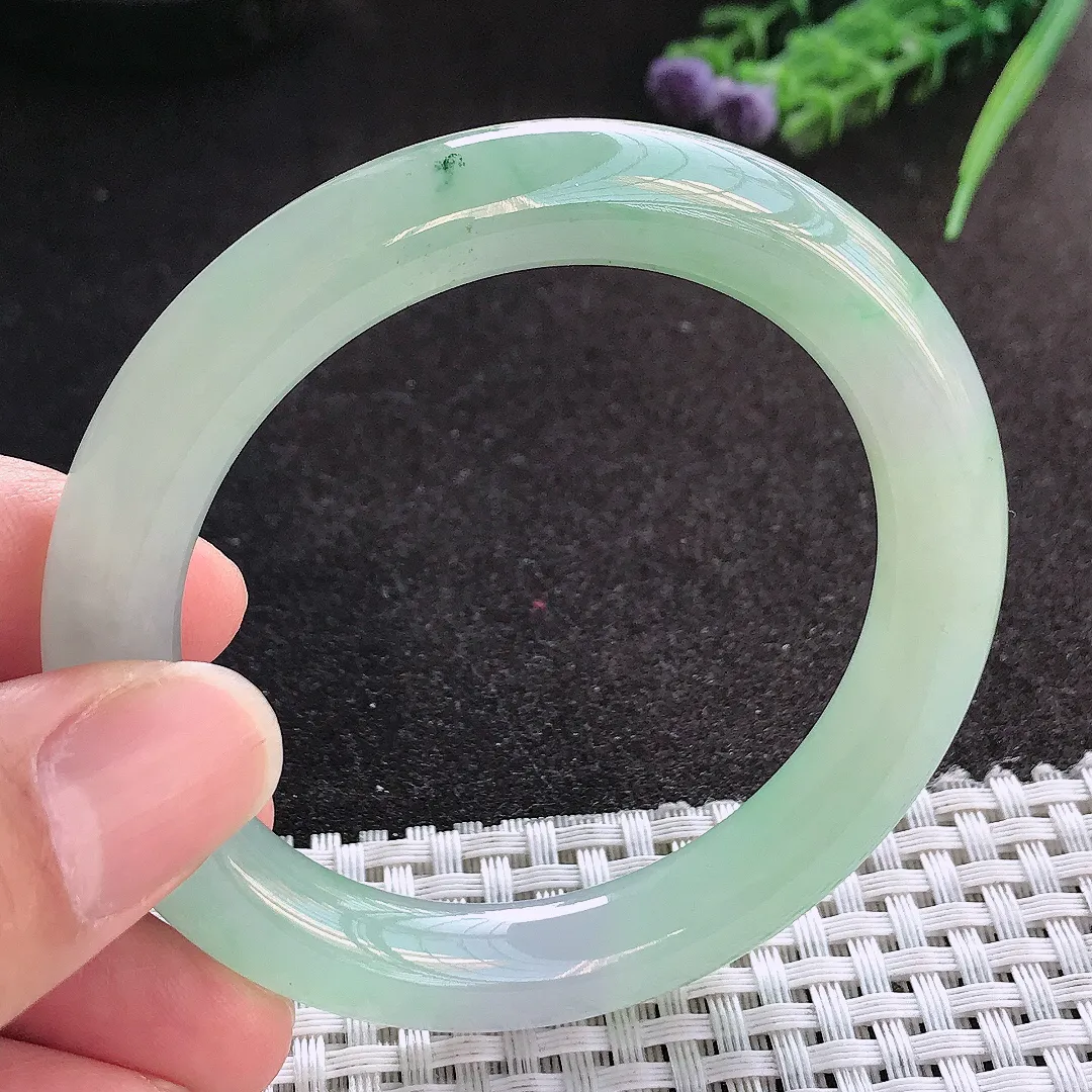 天然A货翡翠53.8/9.6老坑冰胶果冻冰晴绿圆条手镯玉镯