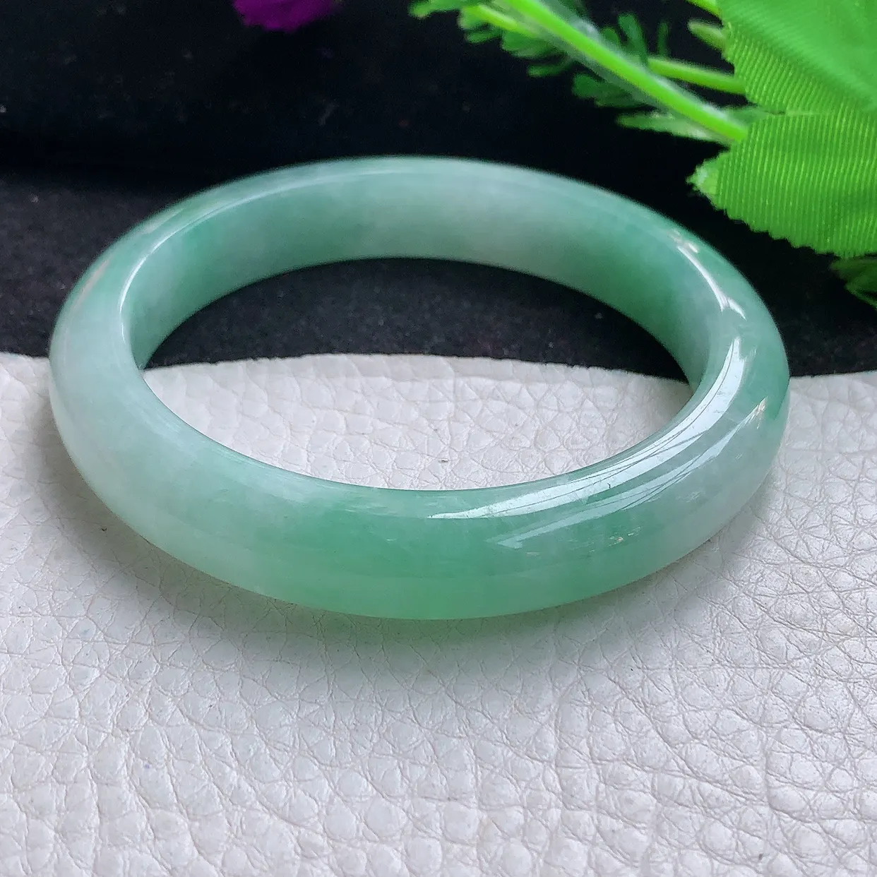 hy自然光57.5*11.2*8.5平安镯 缅甸翡翠A货冰绿宽边玉手镯玉手环