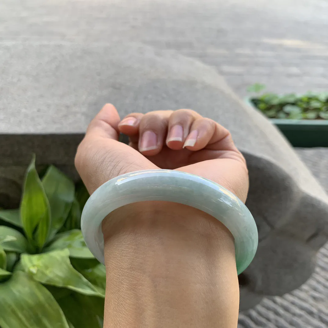 圈口56.7-11.8-8.6 【辣阳绿正圈手镯】正圈56 57可戴