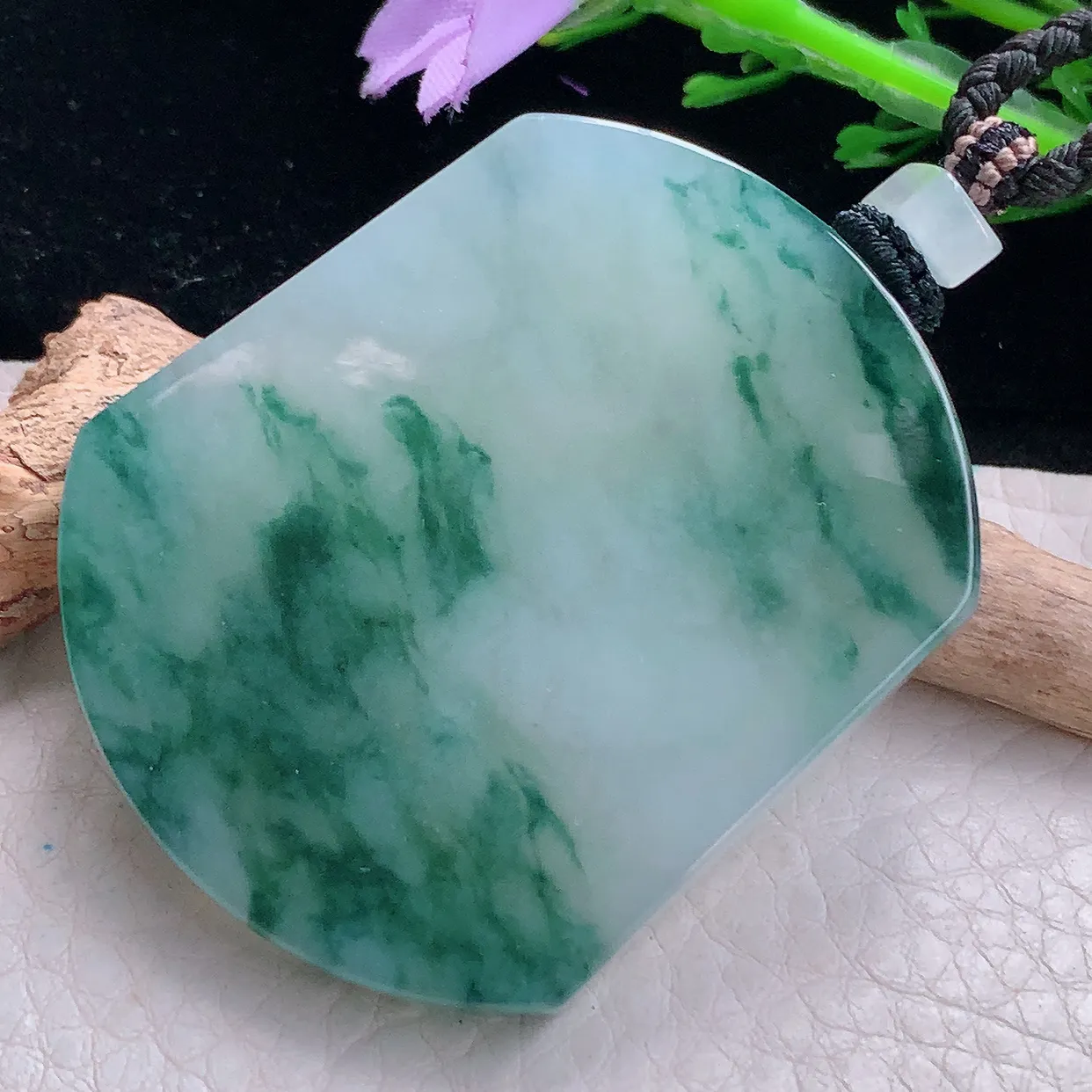 yl实拍49.8*41*6.2天然缅甸翡翠冰飘花意境无事牌吊坠 素面简单玉坠