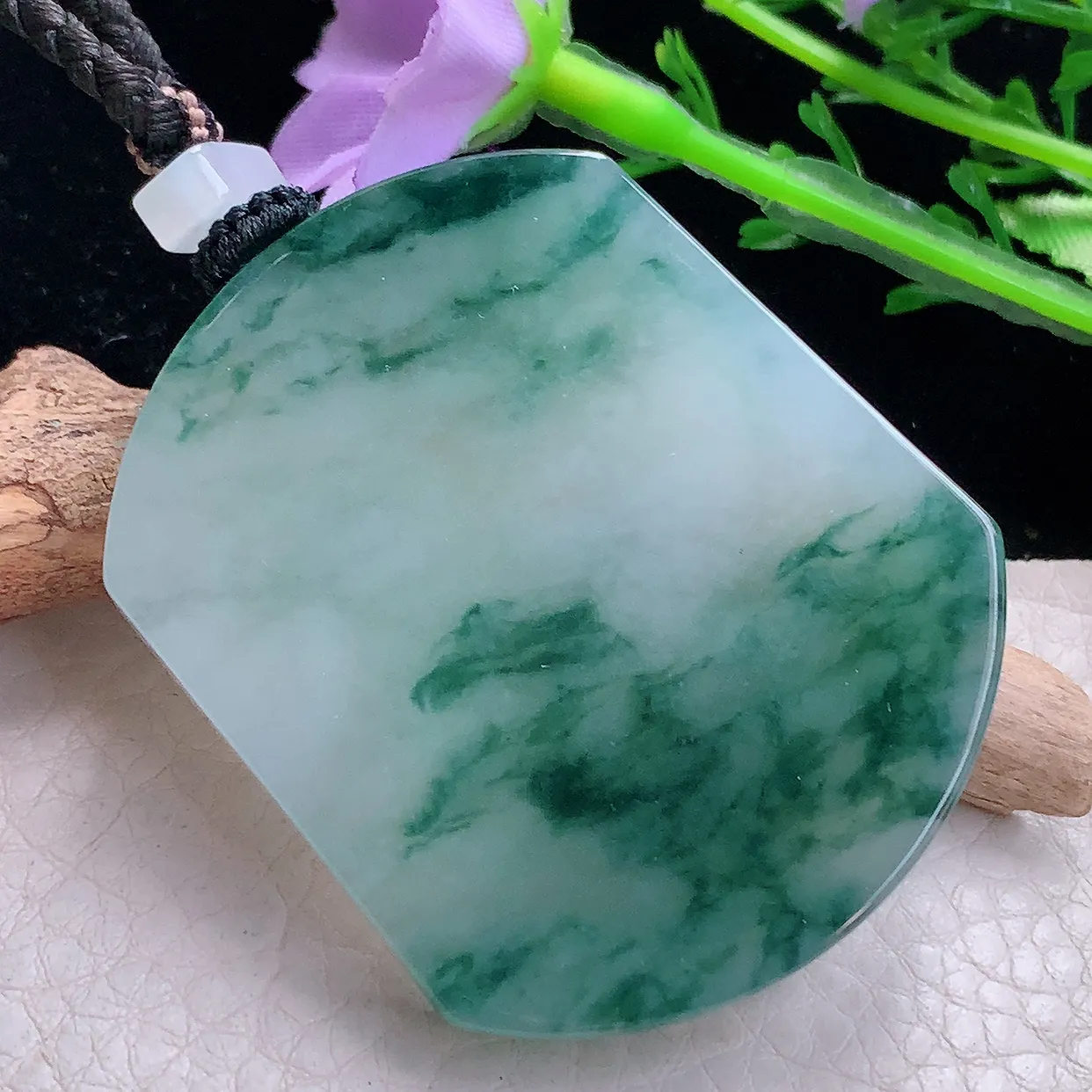 yl实拍49.8*41*6.2天然缅甸翡翠冰飘花意境无事牌吊坠 素面简单玉坠