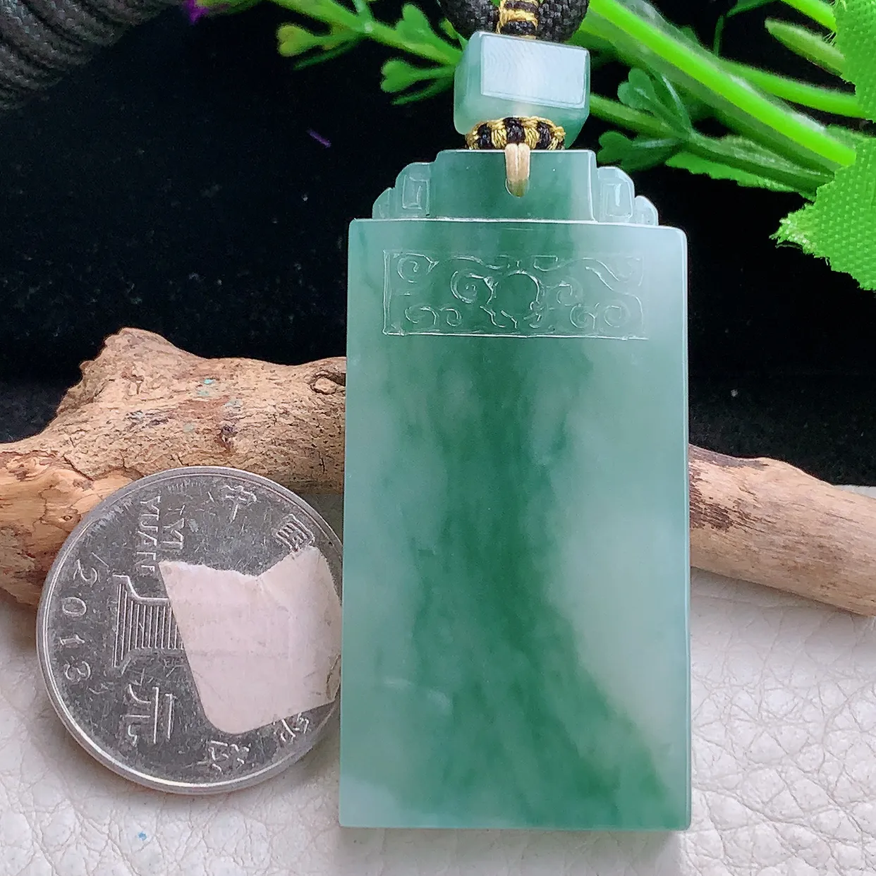 yl实拍51.2*25.8*5.5天然缅甸翡翠飘花无事牌吊坠 平安子岗牌玉坠