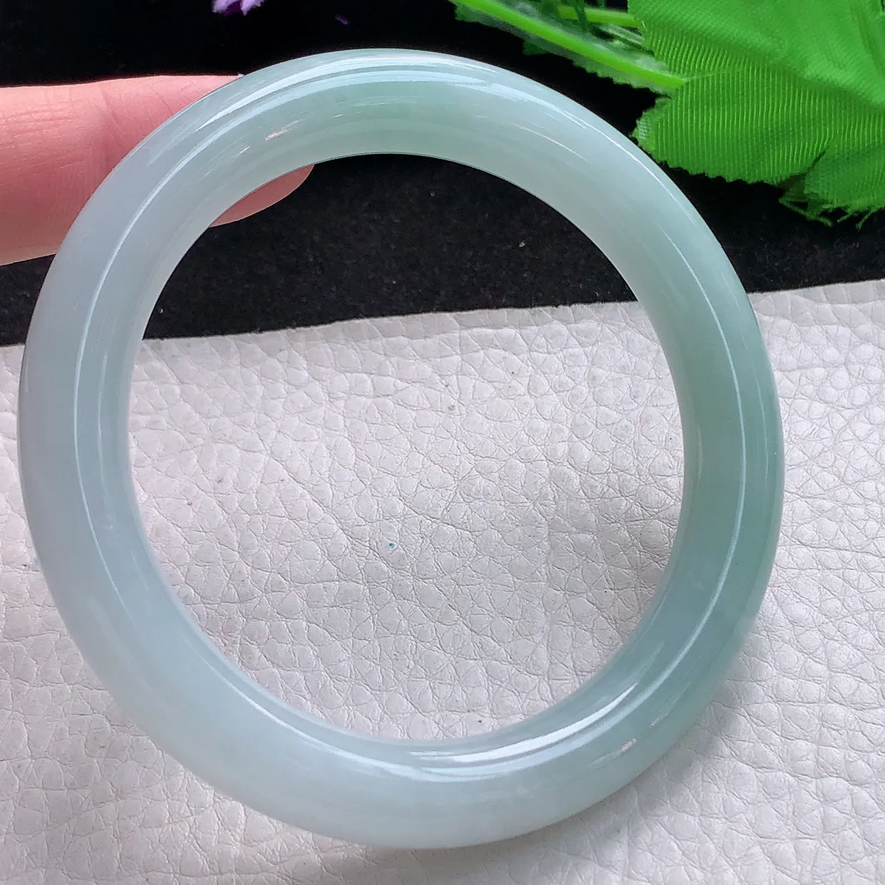 nr大圈口59.5*11*10.3美人镯 缅甸翡翠A货蓝韵圆条玉手镯玉手环