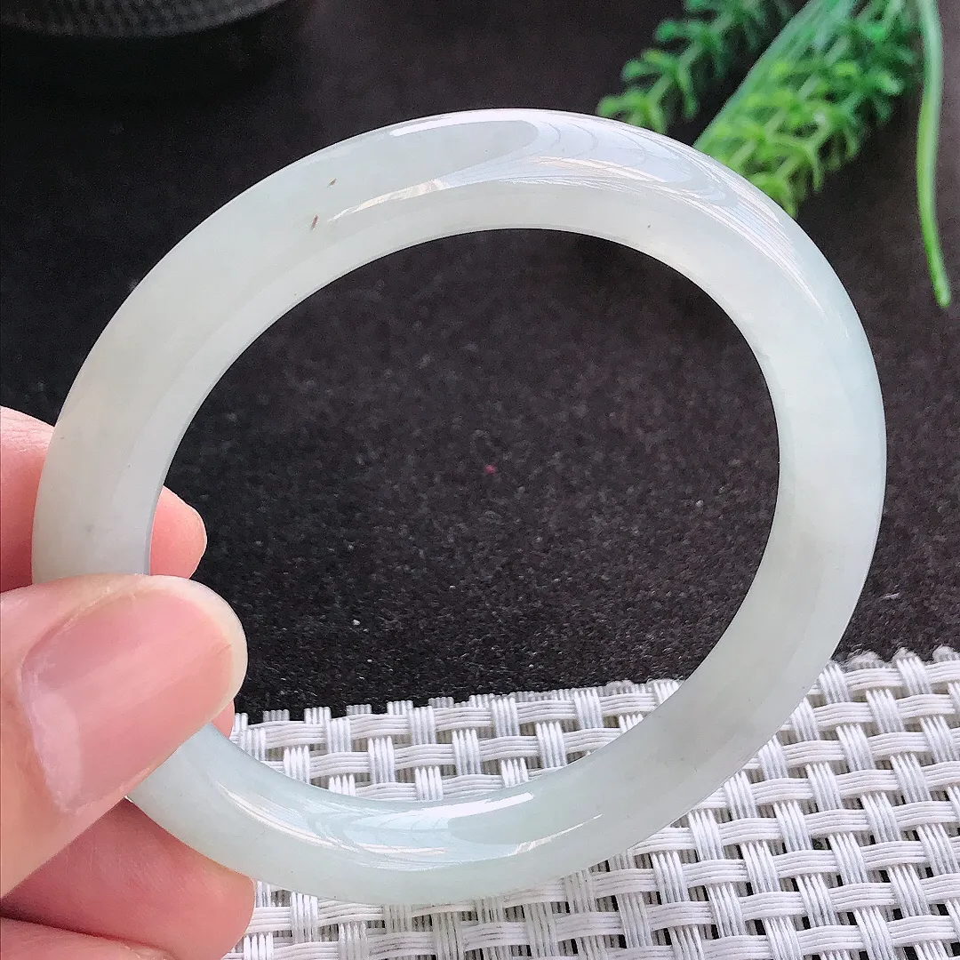 天然A货翡翠54/8.8老坑冰润起胶白净圆条手镯玉镯