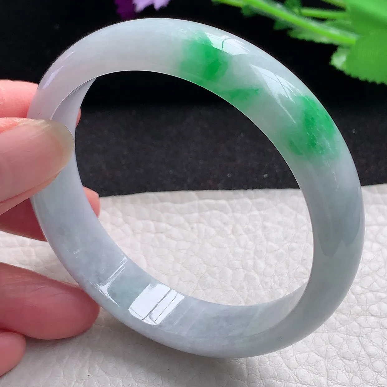 jm自然光58.5*13.9*7平安镯 缅甸翡翠A货飘阳绿宽边玉手镯玉手环