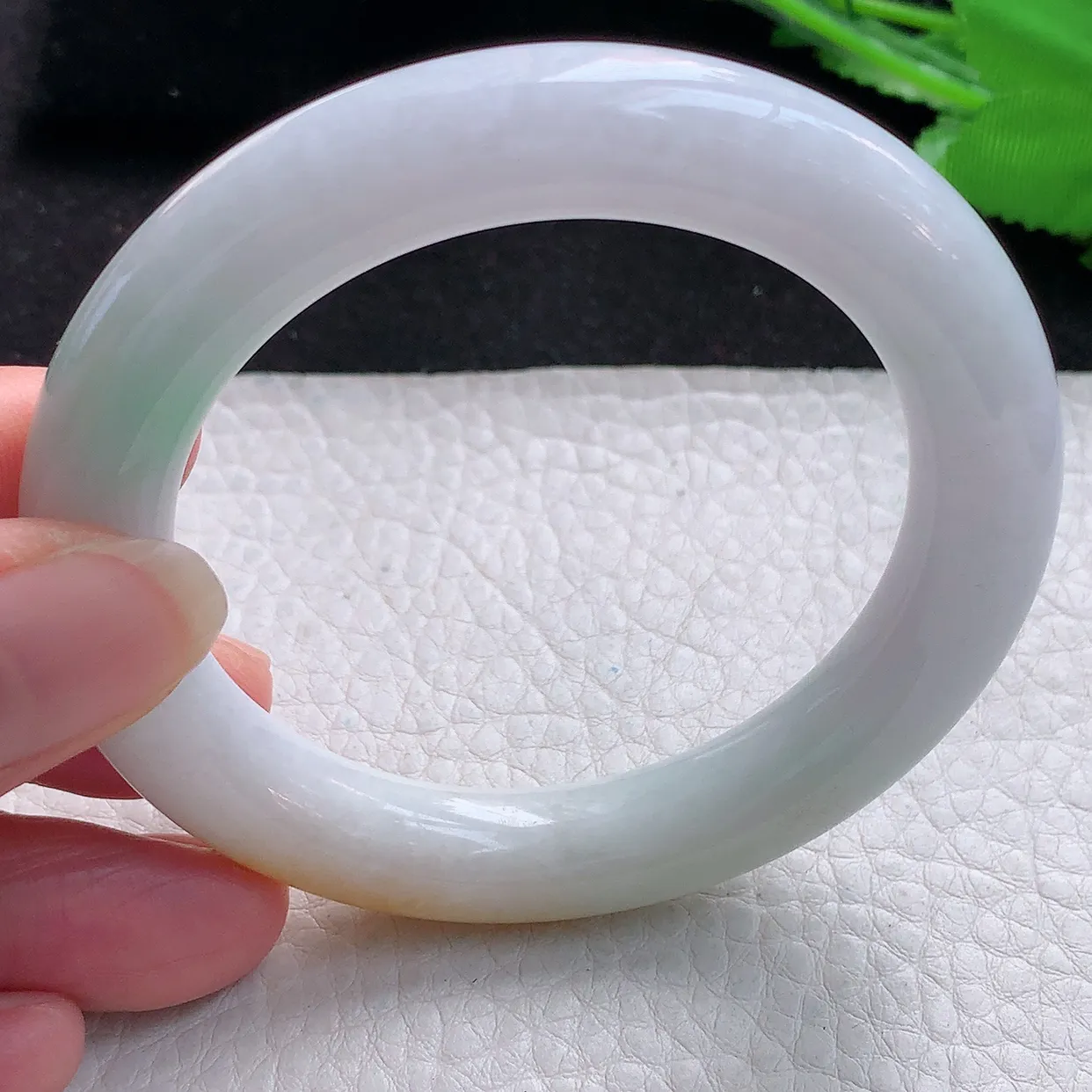 nr小圈口52*10.3美人镯 缅甸翡翠A货三彩圆条玉手镯玉手环 叮当镯