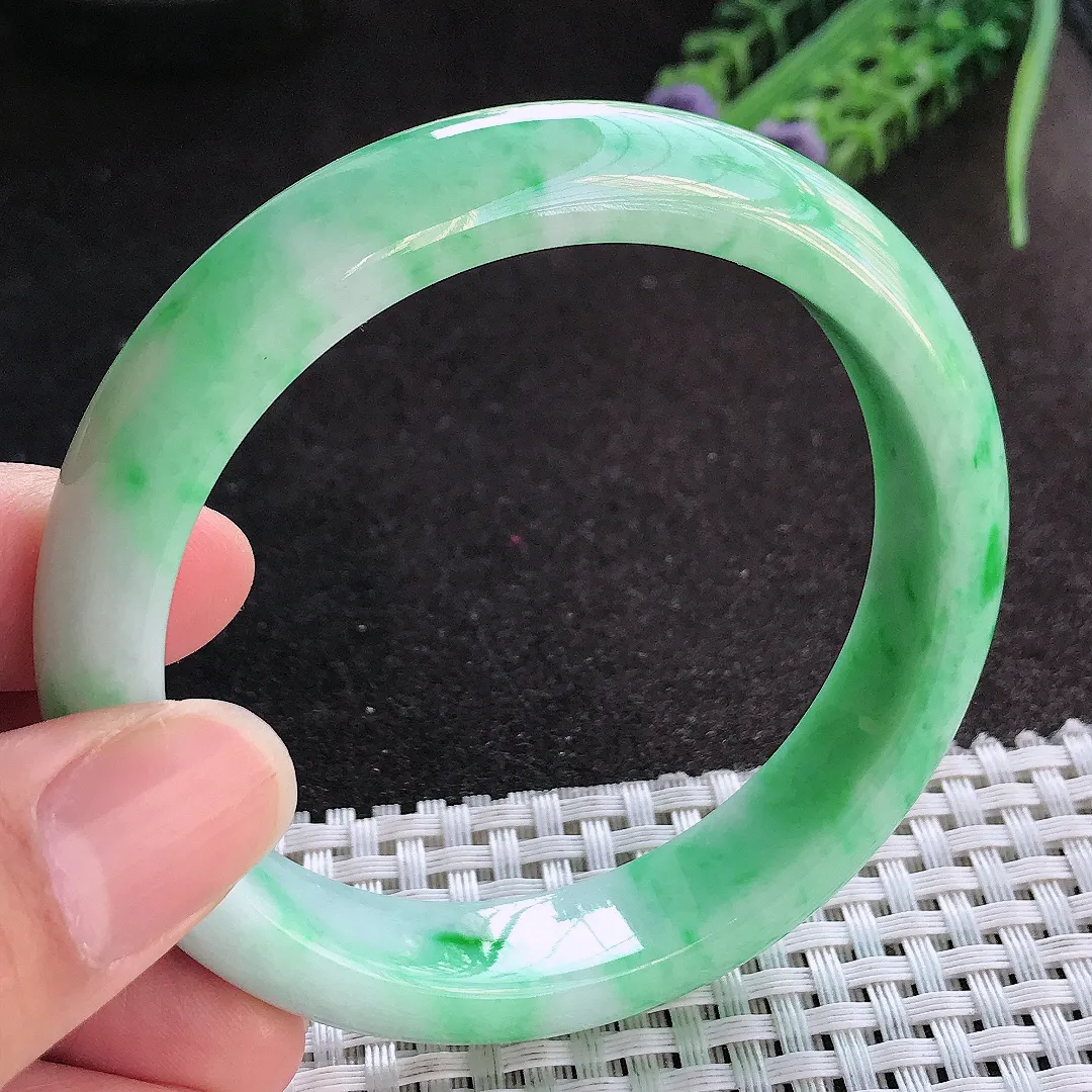 天然A货翡翠58/12.8/8.3老坑精美温润飘阳绿手镯宽边玉镯