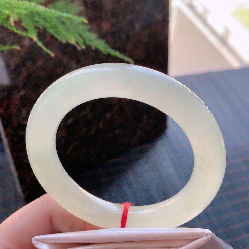 圆条高冰黄翡 无瑕 尺寸:55.4/11.1 种色兼备