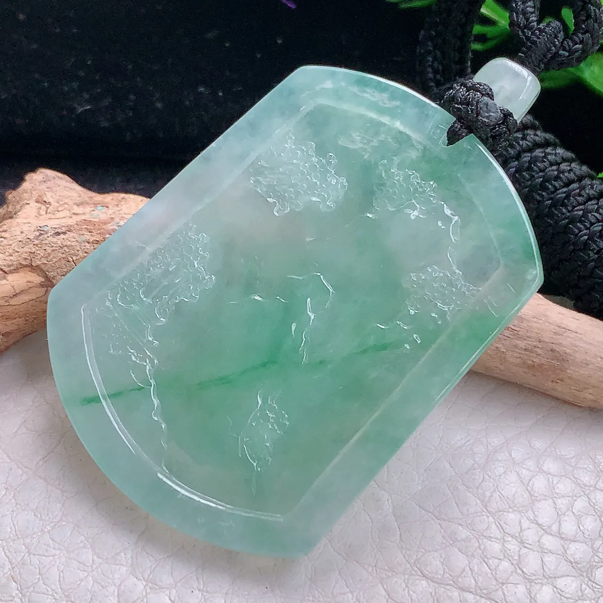 yl实拍50*37.5*5.6天然缅甸翡翠冰飘花山水牌吊坠 精雕悠然自得玉坠渊源流长