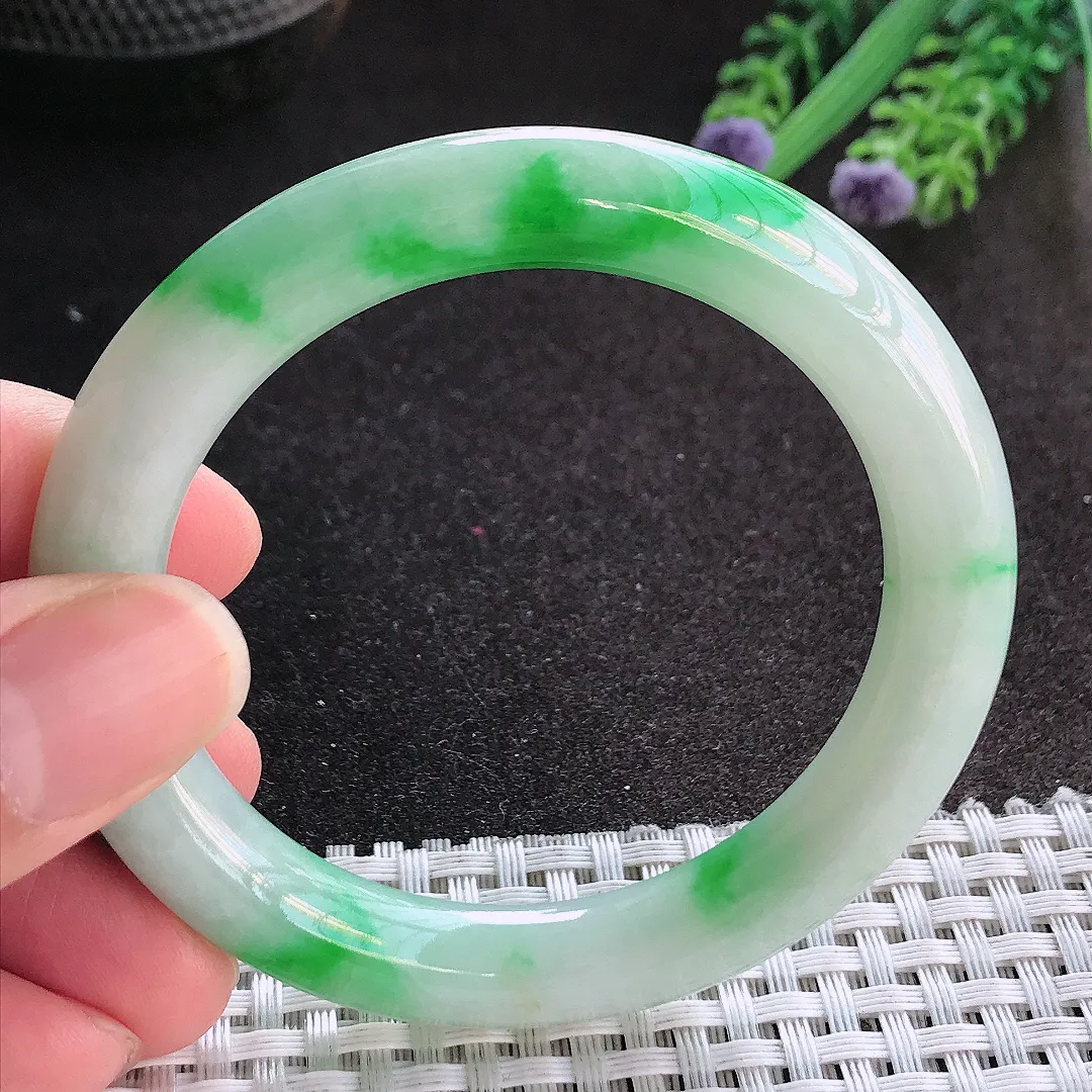 天然A货翡翠52.5/9.3/9.5老坑精美辣阳绿圆条手镯翡翠玉镯