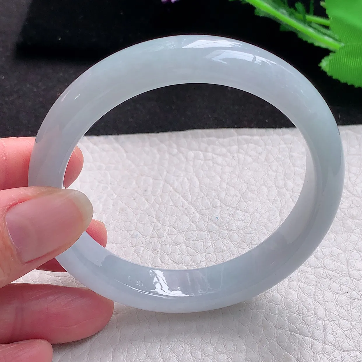 xx自然光57.5*12.5*8平安镯 缅甸翡翠A货冰胶淡雅宽边玉手镯玉手环