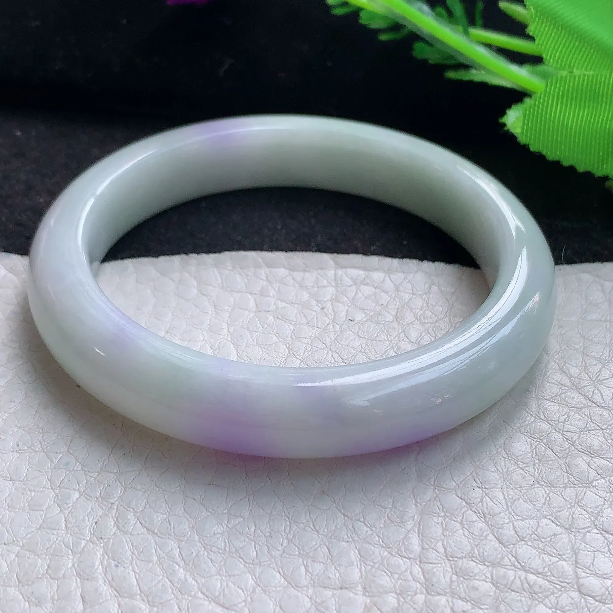 xx自然光54*11*8.5平安镯 缅甸翡翠A货飘紫宽边玉手镯玉手环