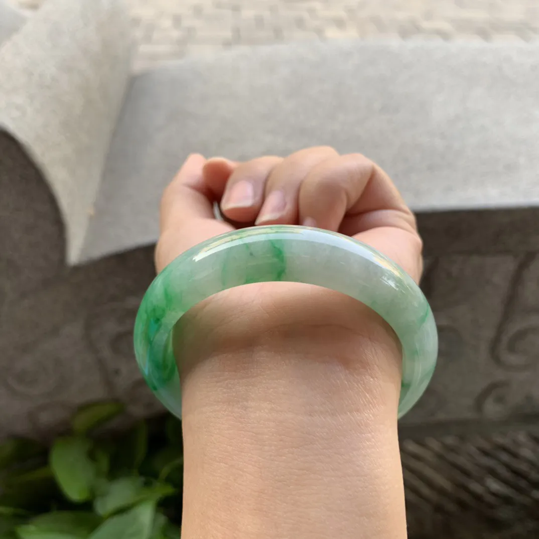 圈口 55-13.3-8.2【飘阳绿正圈手镯】正圈 55 56可戴