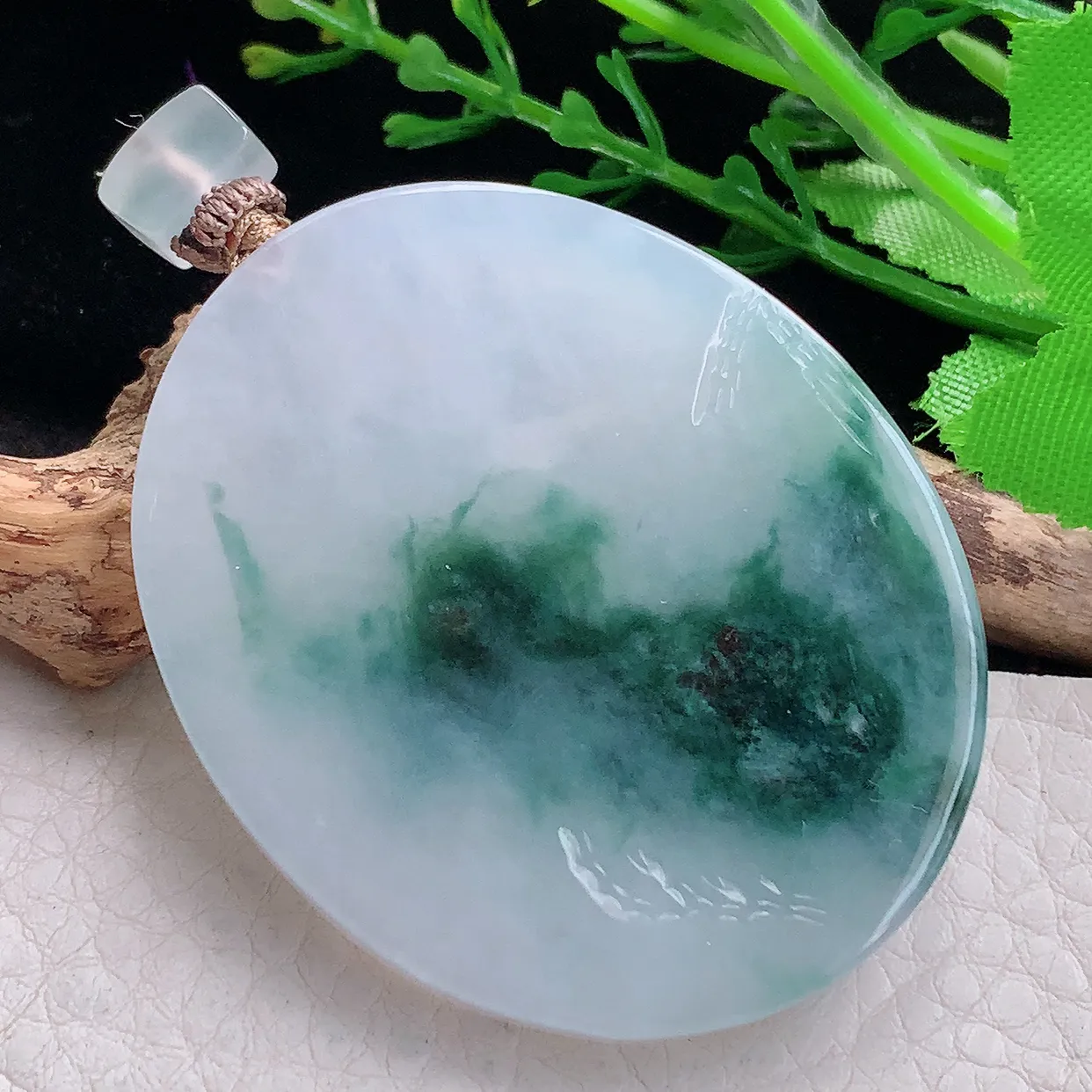 Lz实拍51*42*6天然缅甸翡翠冰飘花山水牌吊坠 高山流水玉坠