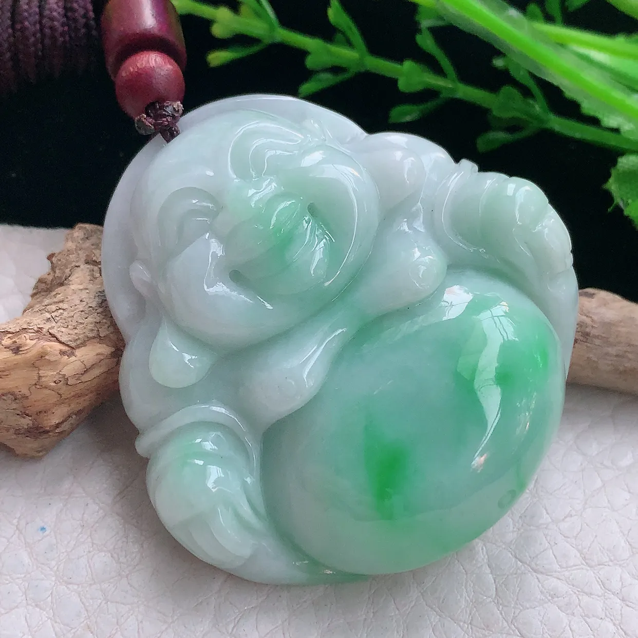 zen实拍48.6*47.8*12.3天然缅甸翡翠飘绿大佛公吊坠 毛衣坠