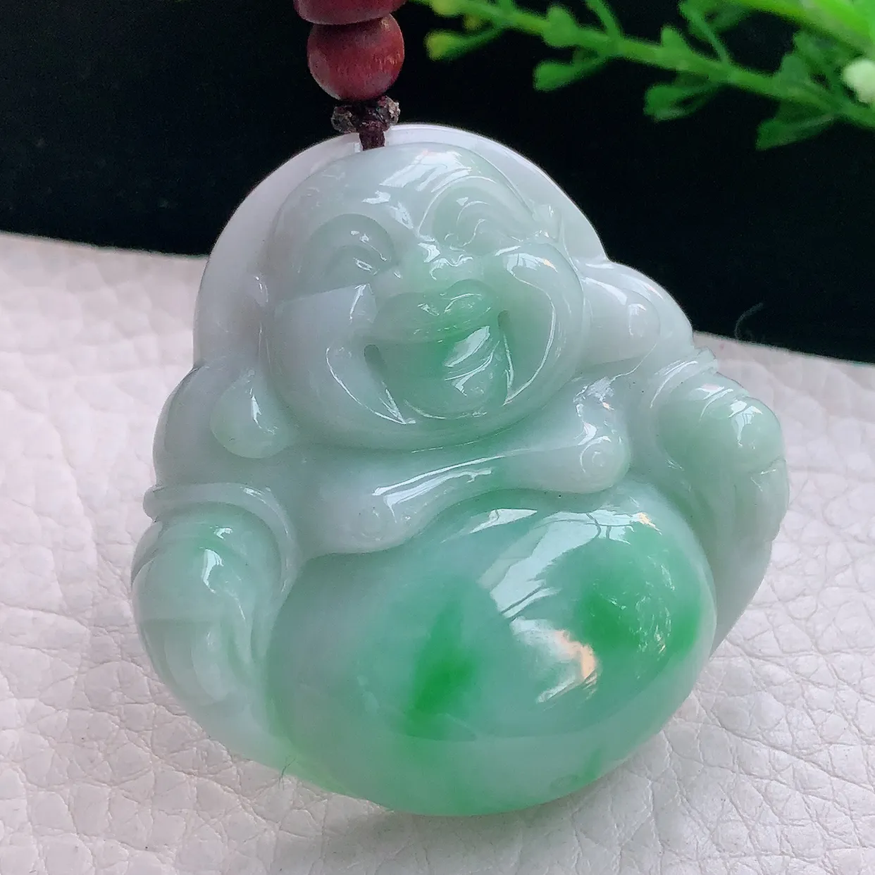 zen实拍48.6*47.8*12.3天然缅甸翡翠飘绿大佛公吊坠 毛衣坠