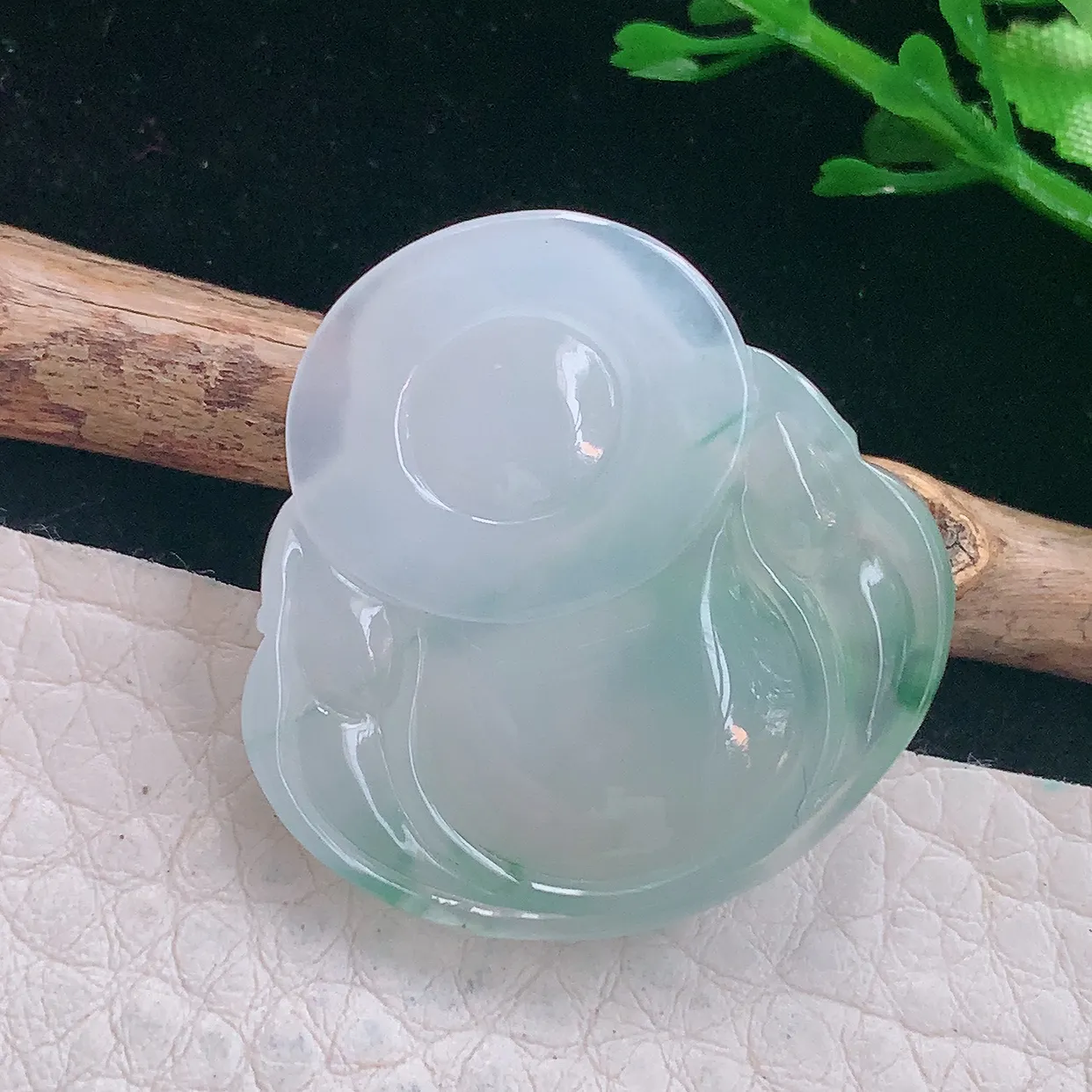 Lz实拍29*29*6.2天然缅甸翡翠冰飘花佛公吊坠 弥勒佛玉坠