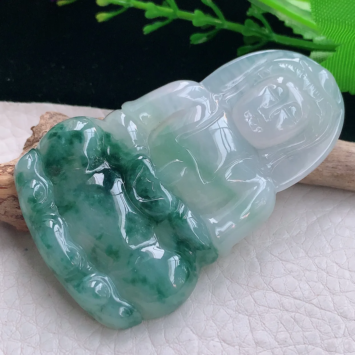 zen实拍63.5*39.2*5.8天然缅甸翡翠飘花大观音牌吊坠 观世音菩萨