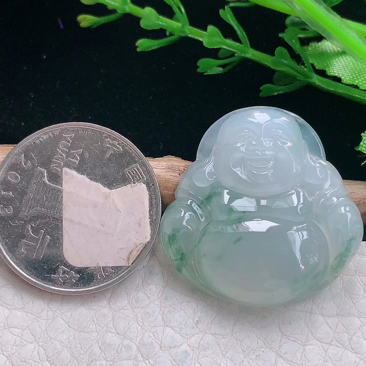 Lz实拍29*29*6.2天然缅甸翡翠冰飘花佛公吊坠 弥勒佛玉坠