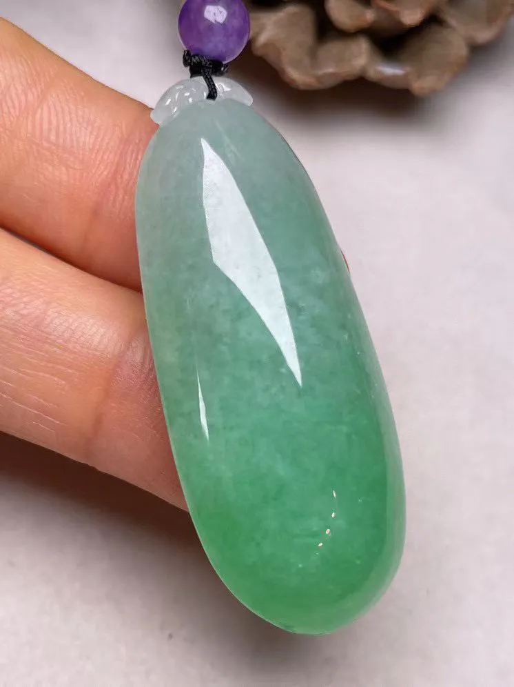 冰糯种飘绿【福瓜】吊坠，种水好，玉质细腻 ，卖相好