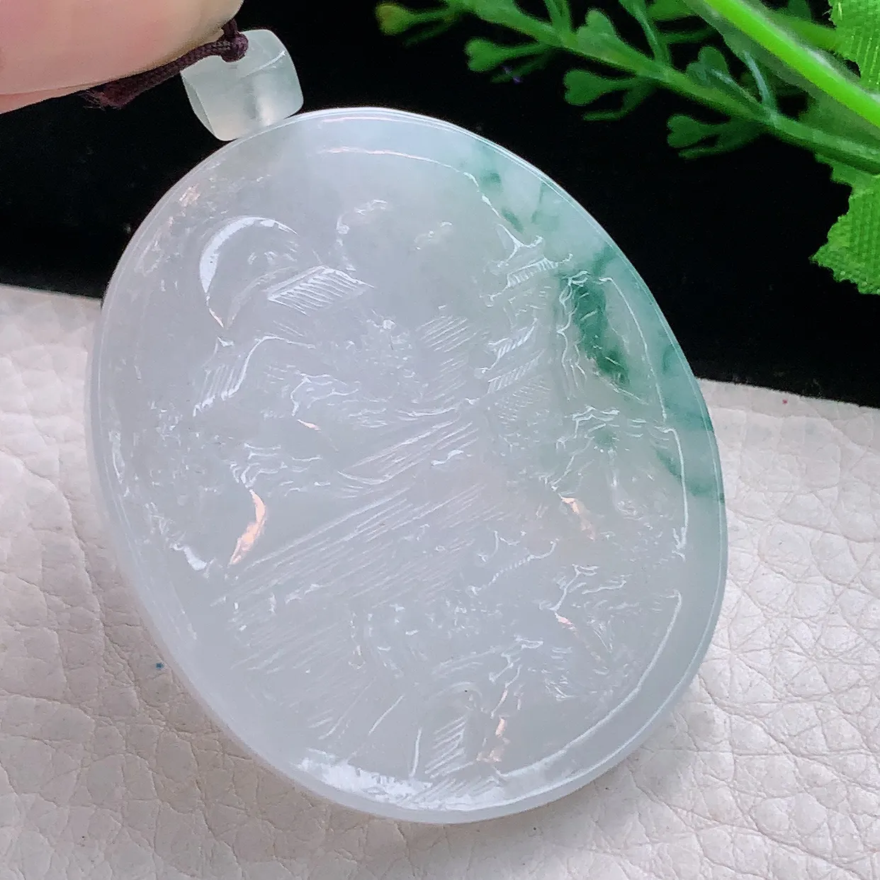 Lz实拍50.2*42.5*6天然缅甸翡翠牛奶底冰飘花山水牌吊坠 锦绣山河玉坠