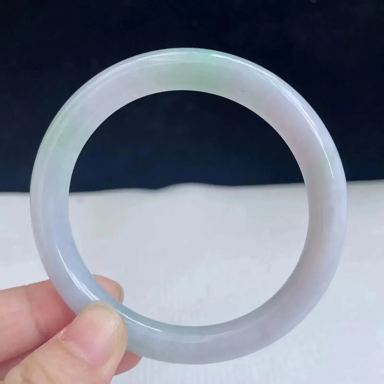 55圈好种水玉石天然翡翠A货水润有种有色飘绿手镯39.88g