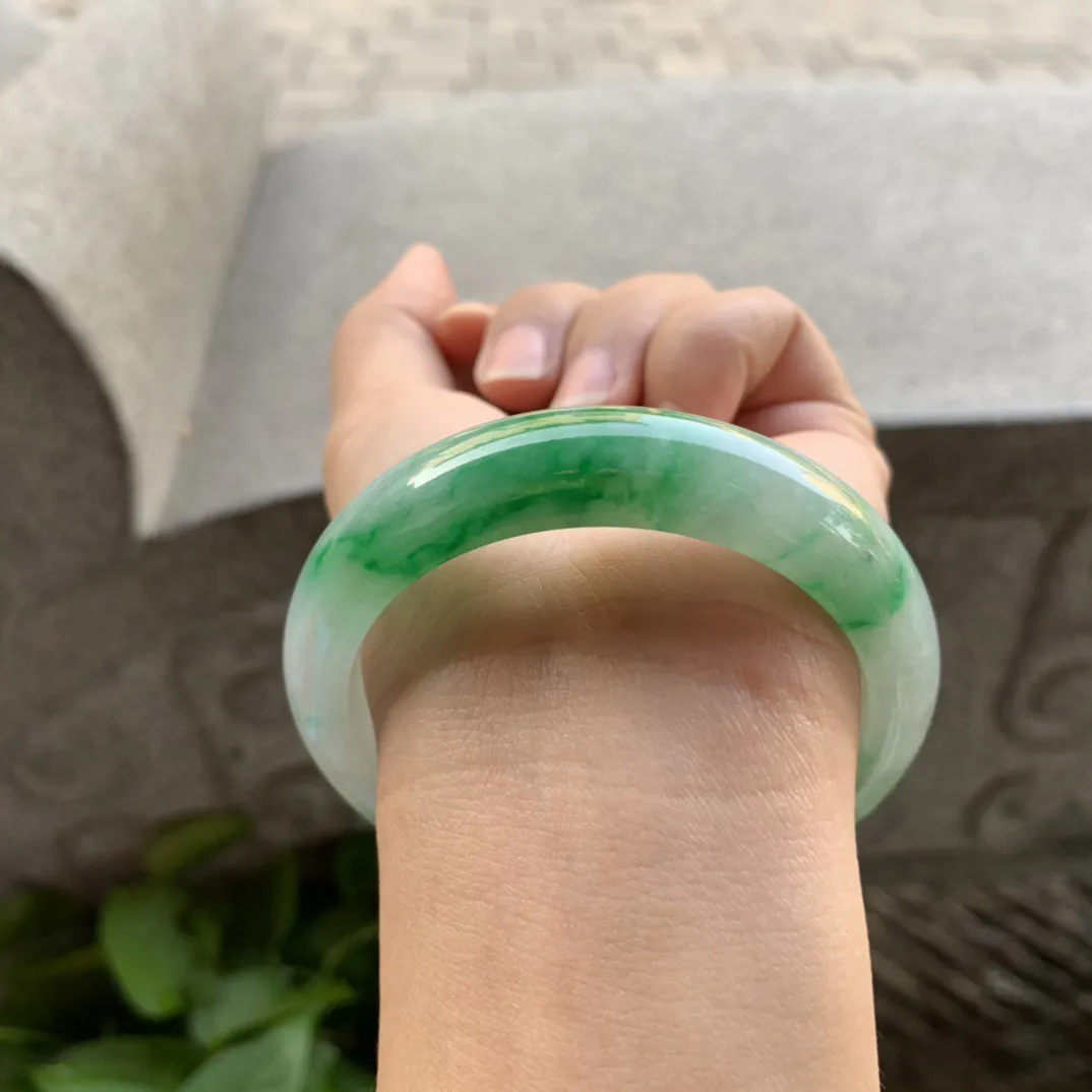 圈口 55-13.3-8.2【飘阳绿正圈手镯】正圈 55 56可戴