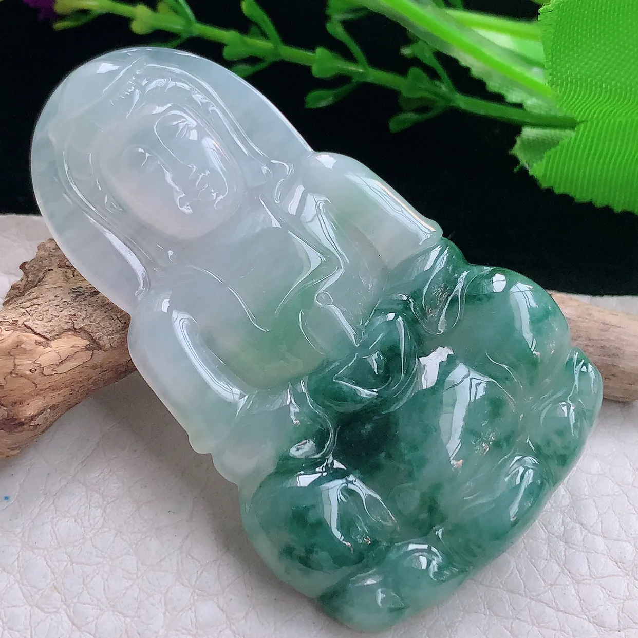 zen实拍63.5*39.2*5.8天然缅甸翡翠飘花大观音牌吊坠 观世音菩萨