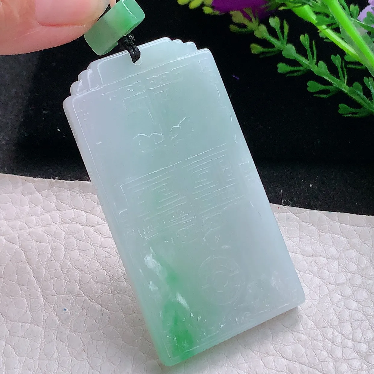 Lz实拍60.8*32.6*5.6天然缅甸翡翠仿古雕花无事牌吊坠 祥云如意子岗牌玉坠