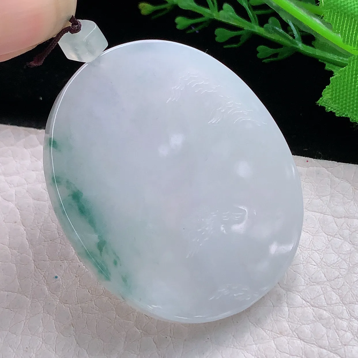 Lz实拍50.2*42.5*6天然缅甸翡翠牛奶底冰飘花山水牌吊坠 锦绣山河玉坠