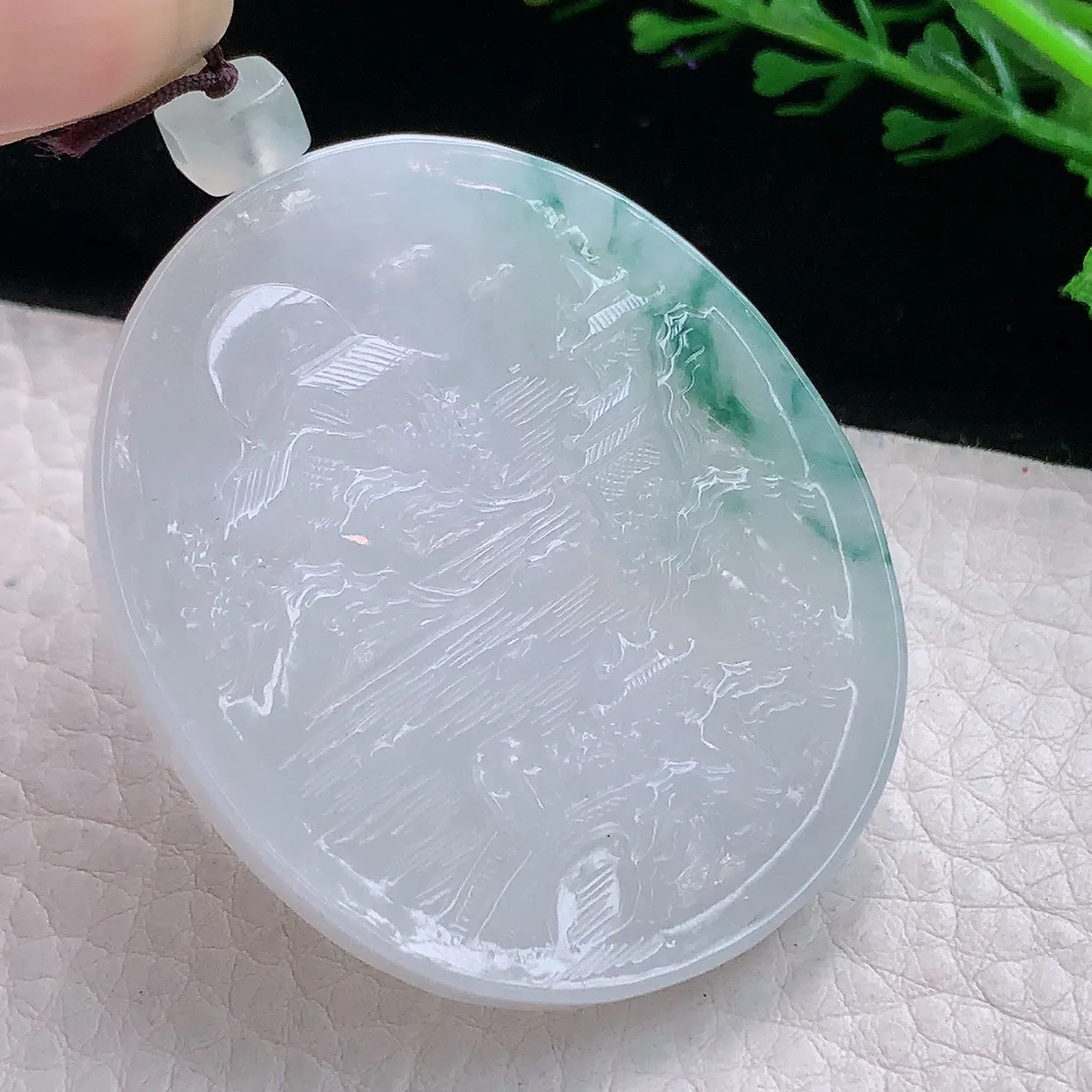 Lz实拍50.2*42.5*6天然缅甸翡翠牛奶底冰飘花山水牌吊坠 锦绣山河玉坠