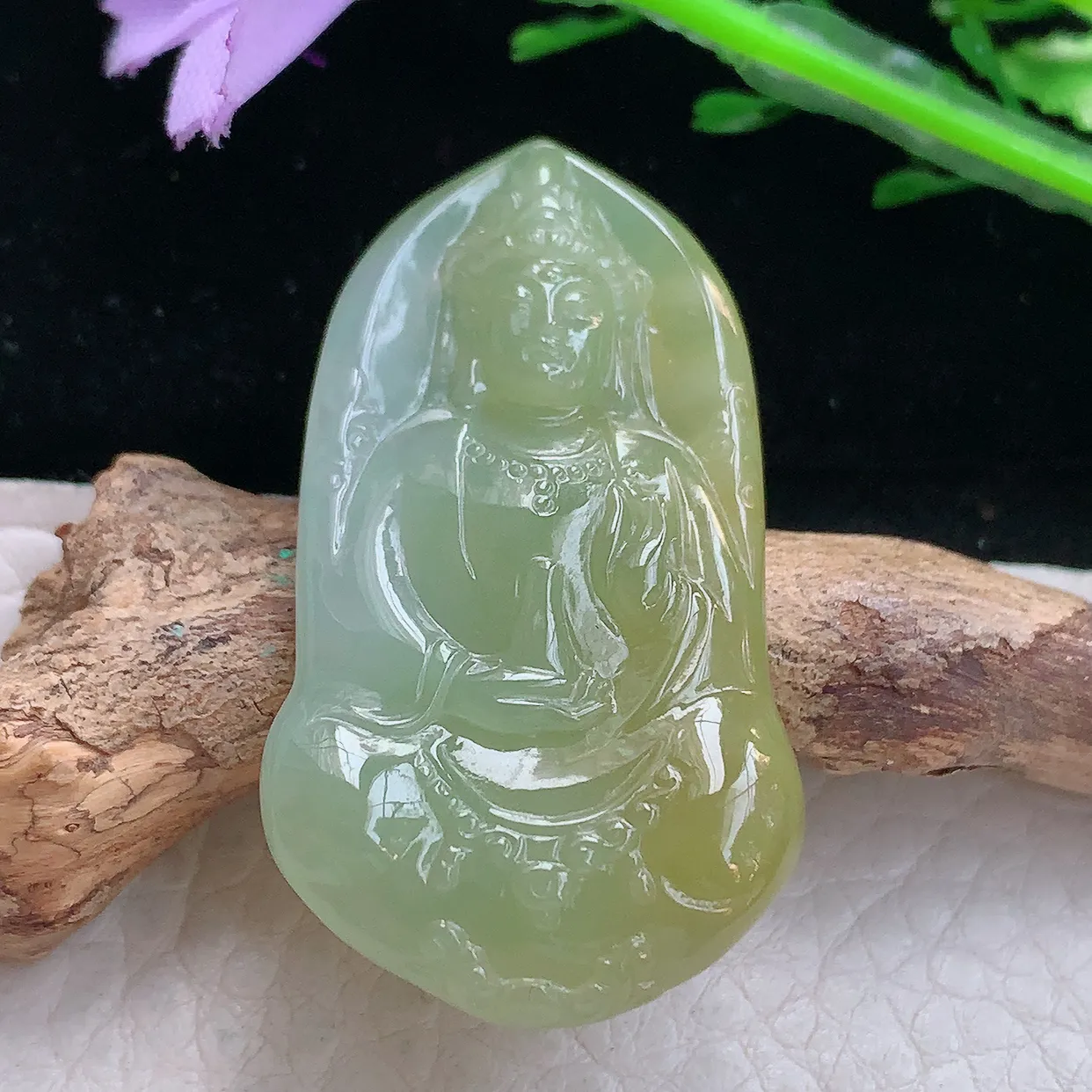 Lz实拍43.8*23.8*6天然缅甸翡翠冰黄翡持瓶观音吊坠