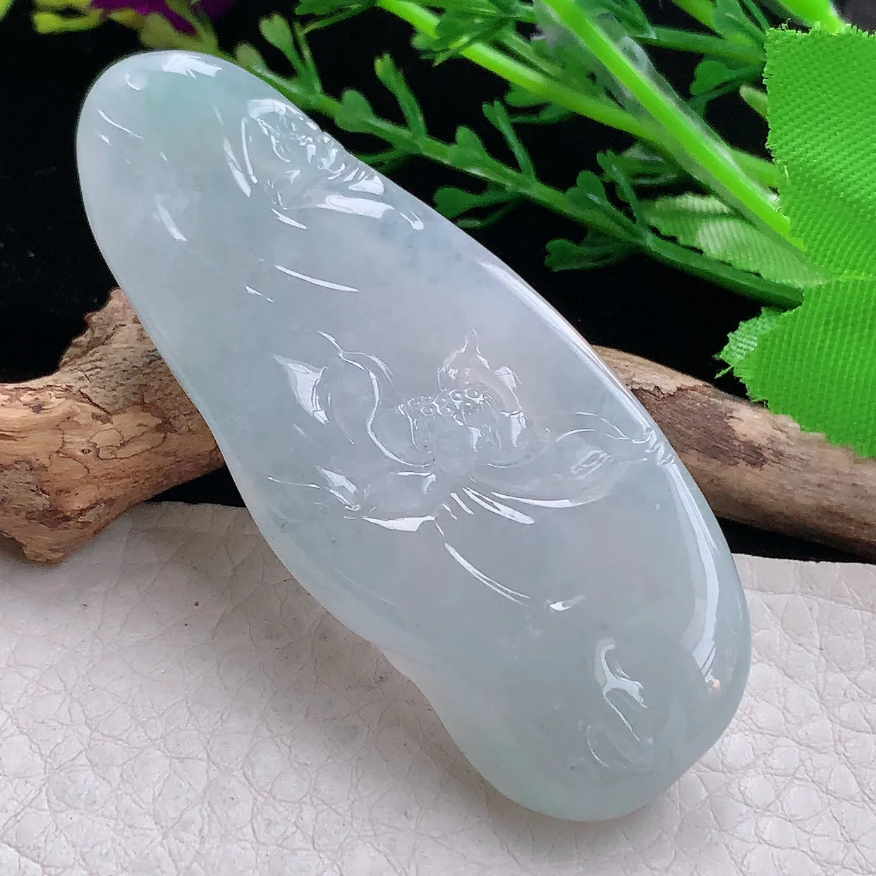 Lz实拍67.3*27.3*9.5天然缅甸翡翠冰透自在观音吊坠 站观音菩萨玉坠